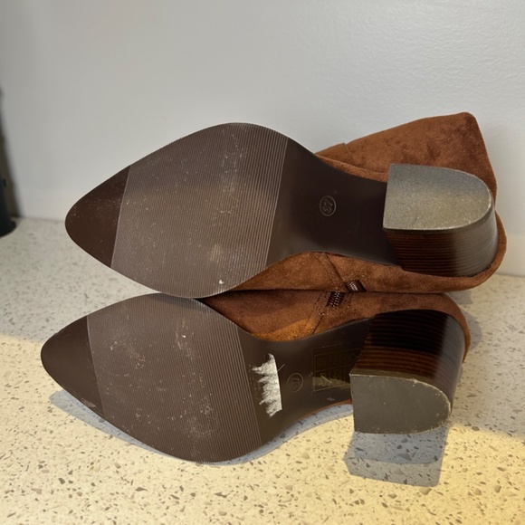 New Thigh High Brown Suede Boots - Picture 2 of 5